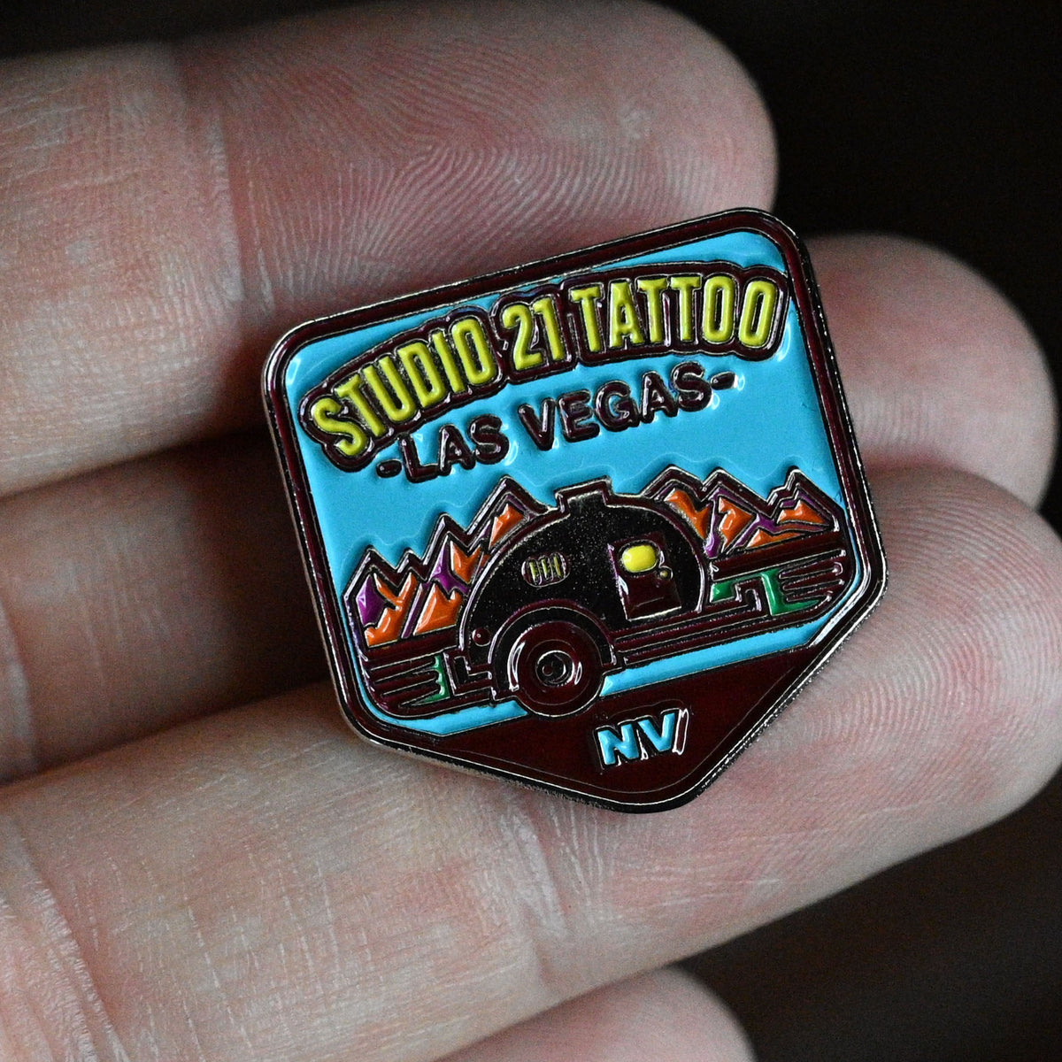 Camping Trailer Pin - Durable Metal Enamel Pin for Outdoor Enthusiasts